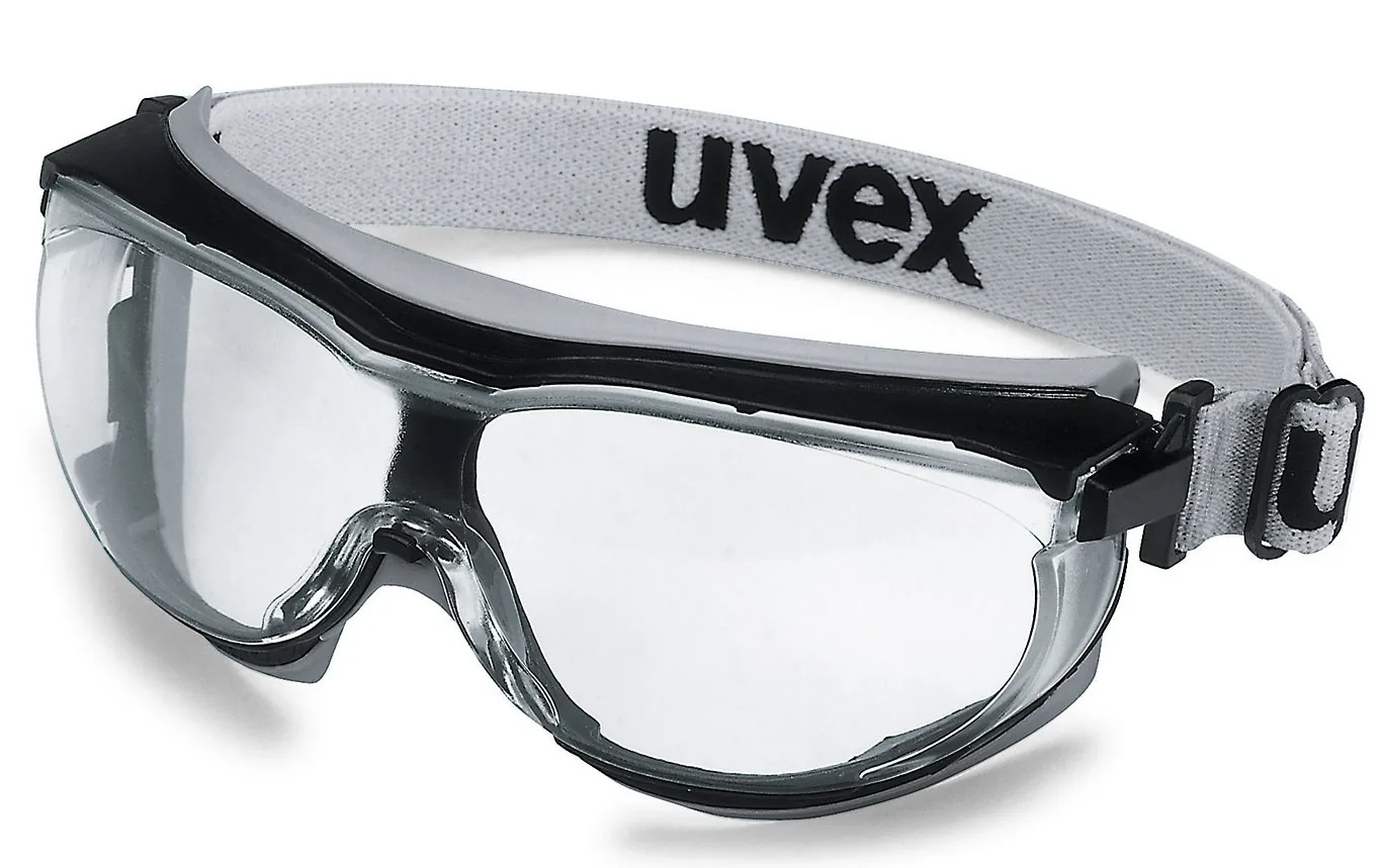 Очки UVEX карбонвижн (9307375)- закрытые защитные очки с панорамной линзой, которая не ограничивает поле зрения и обеспечивает максимально четкое изображение. Эластичная регулируемая лента, мягкие компоненты обтюратора и надежное прилегание создают незабываемый комфорт при эксплуатации